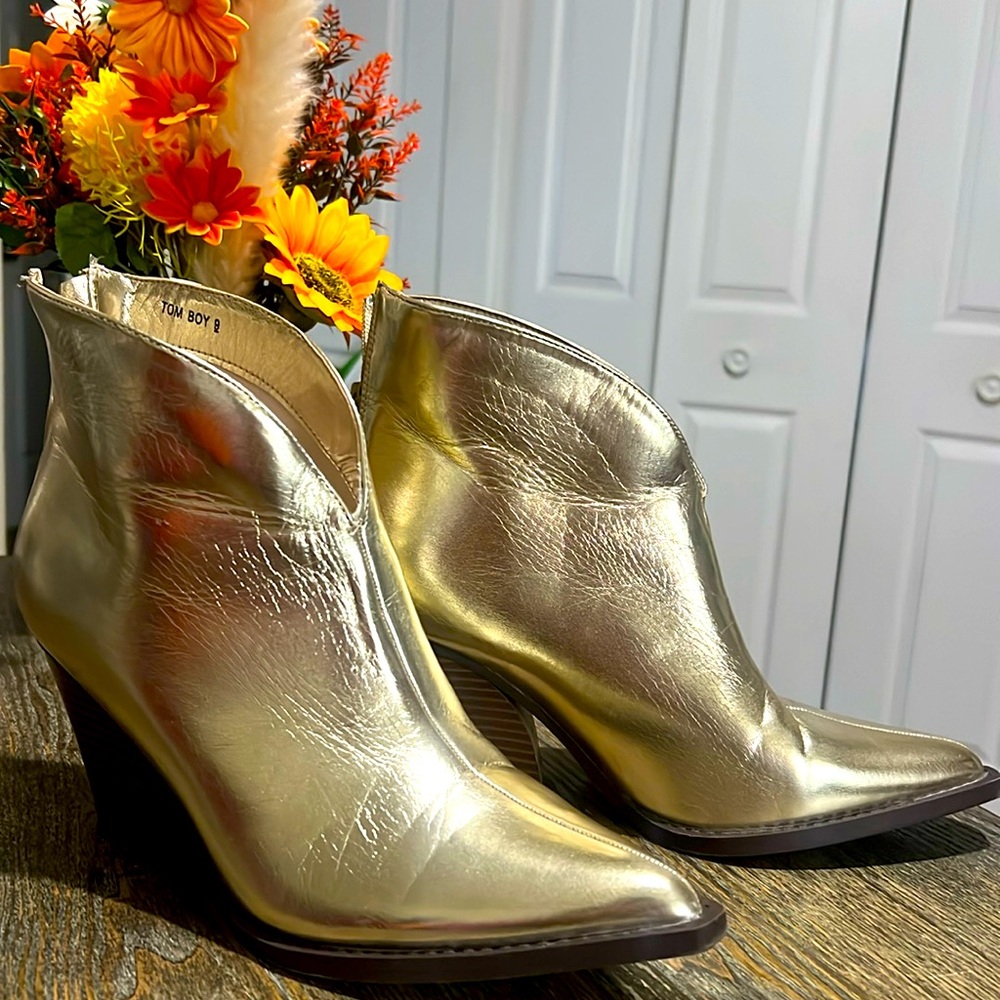 Gold boots